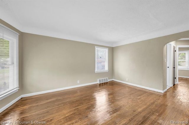 9583 Stahelin Avenue, Detroit, MI 48228