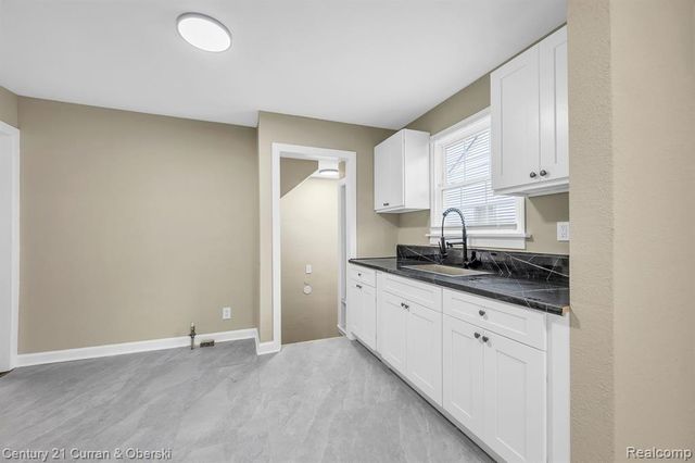 9583 Stahelin Avenue, Detroit, MI 48228