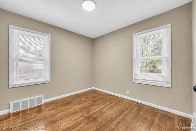 9583 Stahelin Avenue, Detroit, MI 48228