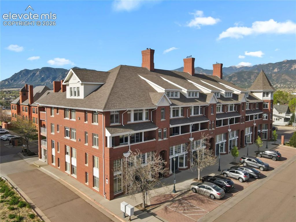 201 E Las Animas Street 313, Colorado Springs, CO 80903 — photo 2