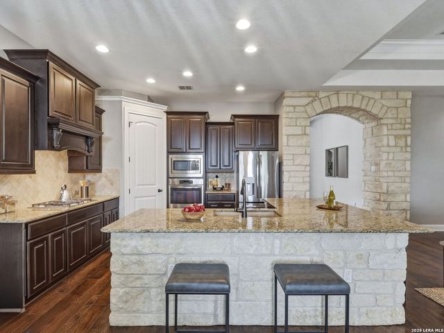 26134 Dakota Chief, San Antonio, TX 78261