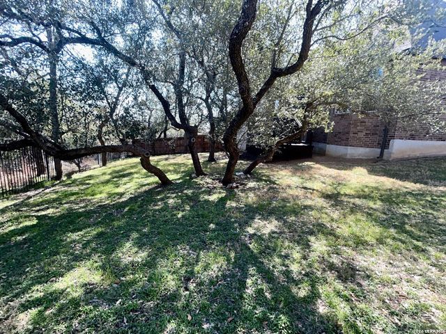 26134 Dakota Chief, San Antonio, TX 78261