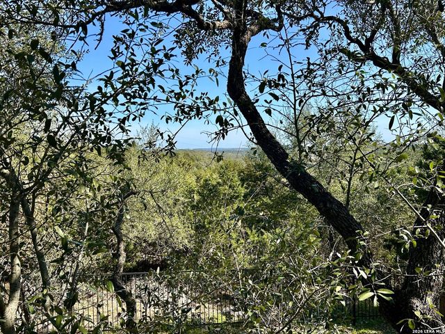 26134 Dakota Chief, San Antonio, TX 78261