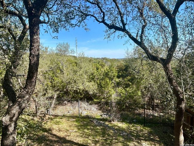 26134 Dakota Chief, San Antonio, TX 78261