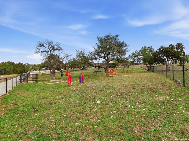 26134 Dakota Chief, San Antonio, TX 78261