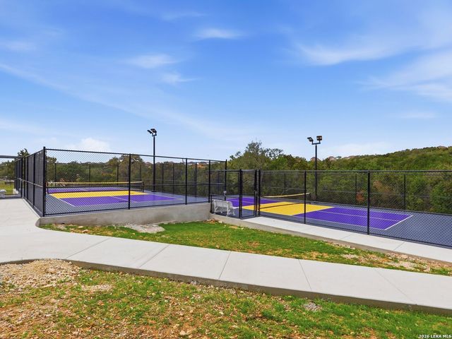 26134 Dakota Chief, San Antonio, TX 78261