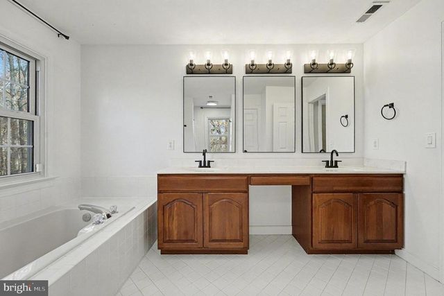 13721 PERIMETER DR, Fredericksburg, VA 22407