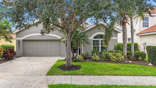 8640 STONE HARBOUR LOOP, Bradenton, FL 34212