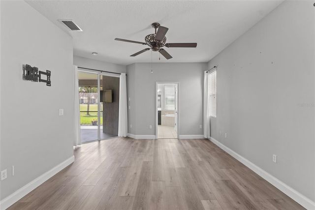 8640 STONE HARBOUR LOOP, Bradenton, FL 34212