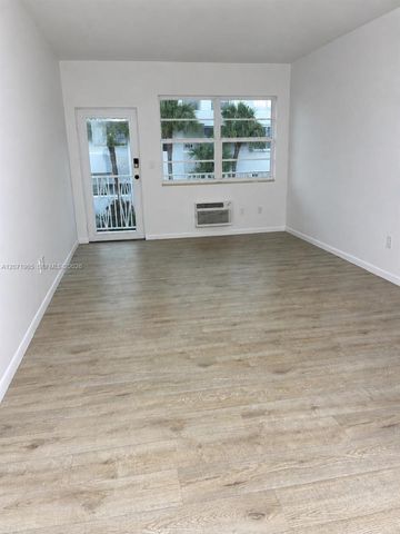 620 76th Street 10, Miami Beach, FL 33141