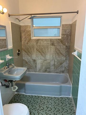 620 76th Street 10, Miami Beach, FL 33141