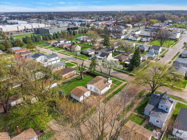 27321 Baldwin Avenue, Warren, MI 48092