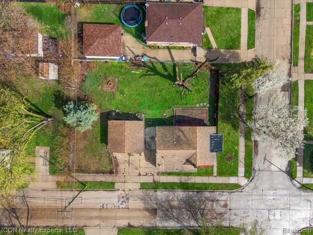 27321 Baldwin Avenue, Warren, MI 48092