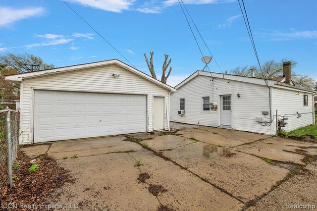 27321 Baldwin Avenue, Warren, MI 48092