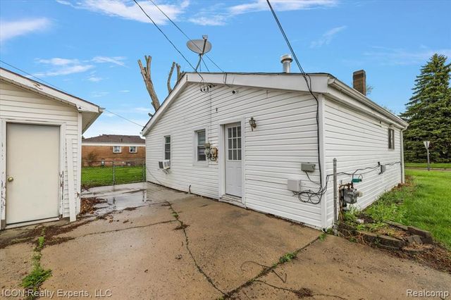 27321 Baldwin Avenue, Warren, MI 48092