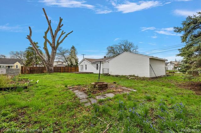 27321 Baldwin Avenue, Warren, MI 48092