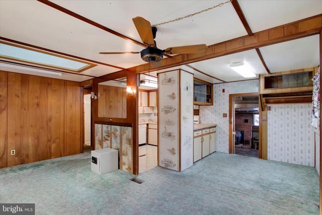 94 PENNYPACKER RD, Mohnton, PA 19540