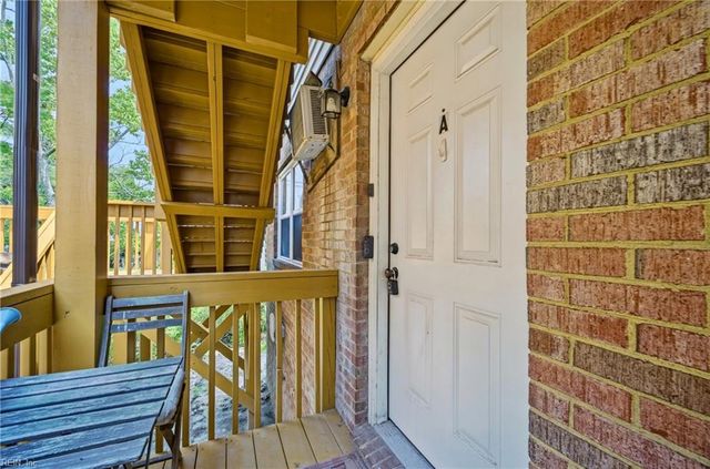 9532 5th Bay St Apt A, Norfolk, VA 23518