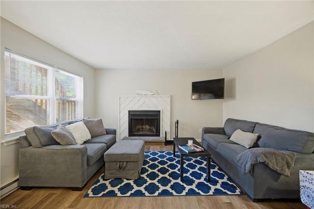 9532 5th Bay St Apt A, Norfolk, VA 23518