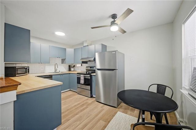 9532 5th Bay St Apt A, Norfolk, VA 23518