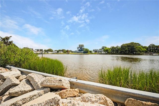 9532 5th Bay St Apt A, Norfolk, VA 23518