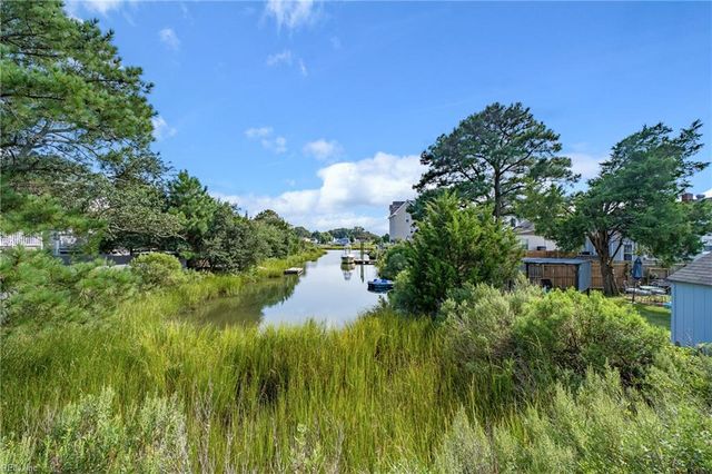 9532 5th Bay St Apt A, Norfolk, VA 23518