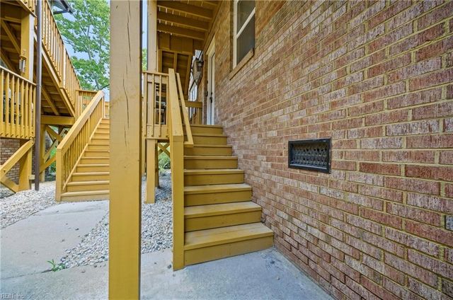 9532 5th Bay St Apt A, Norfolk, VA 23518