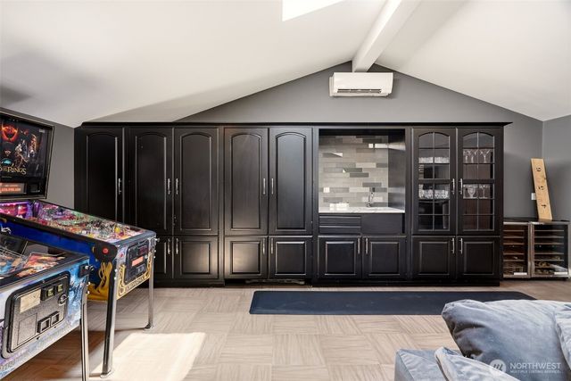 1527 E Woodcliff Rd, Spokane, WA 99203