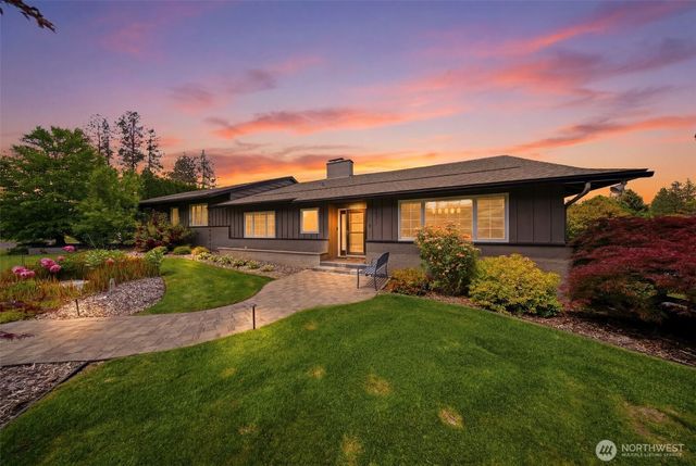 1527 E Woodcliff Rd, Spokane, WA 99203