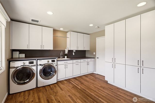 1527 E Woodcliff Rd, Spokane, WA 99203