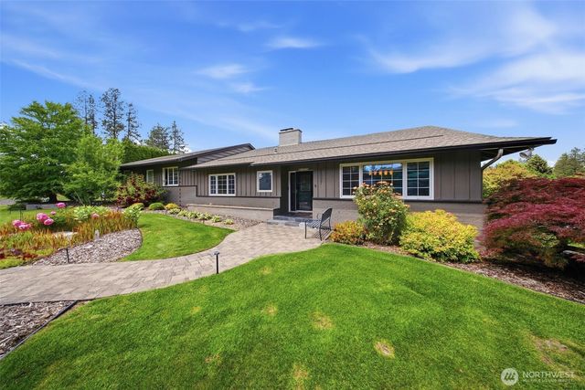 1527 E Woodcliff Rd, Spokane, WA 99203
