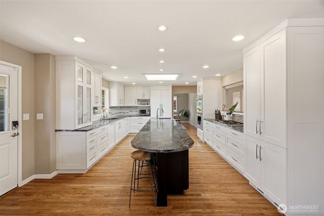 1527 E Woodcliff Rd, Spokane, WA 99203