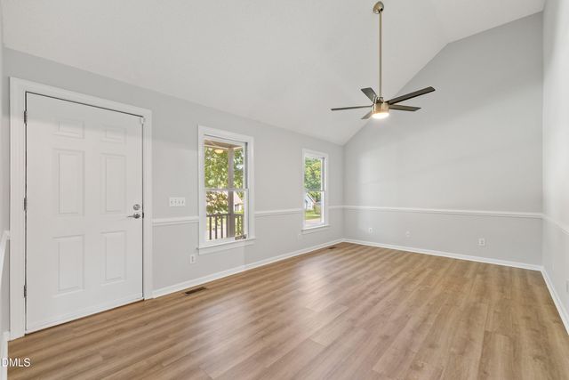 828 Alderleaf Drive, Fuquay Varina, NC 27526