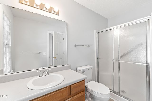 828 Alderleaf Drive, Fuquay Varina, NC 27526