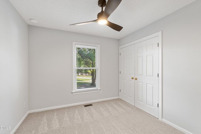 828 Alderleaf Drive, Fuquay Varina, NC 27526