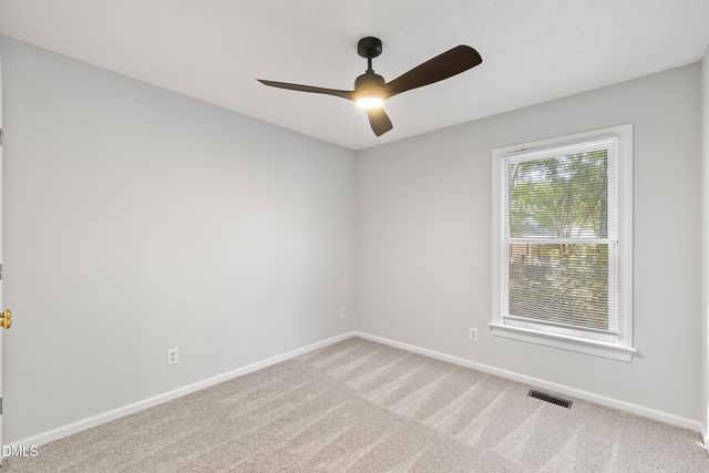 828 Alderleaf Drive, Fuquay Varina, NC 27526