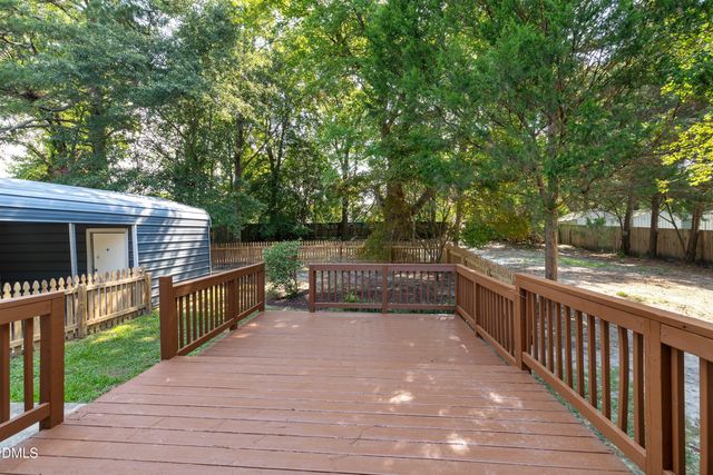 828 Alderleaf Drive, Fuquay Varina, NC 27526