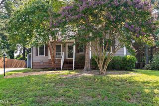 828 Alderleaf Drive, Fuquay Varina, NC 27526