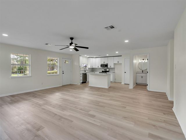 215 Sparkling Water Drive, Huffman, TX 77336