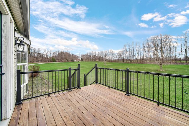 3921 N 350 E, Rolling Prairie, IN 46371