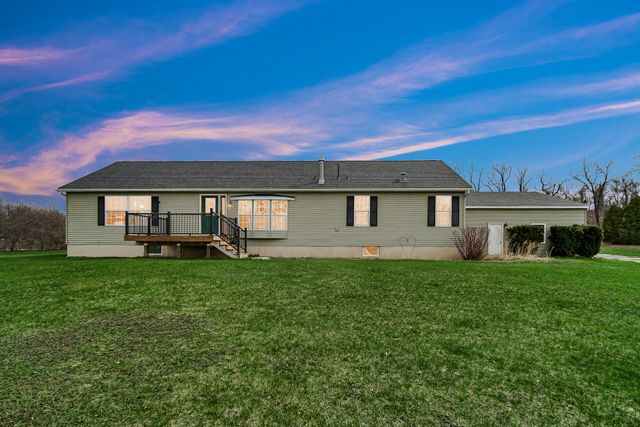 3921 N 350 E, Rolling Prairie, IN 46371