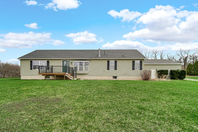 3921 N 350 E, Rolling Prairie, IN 46371