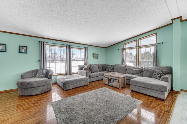 3921 N 350 E, Rolling Prairie, IN 46371