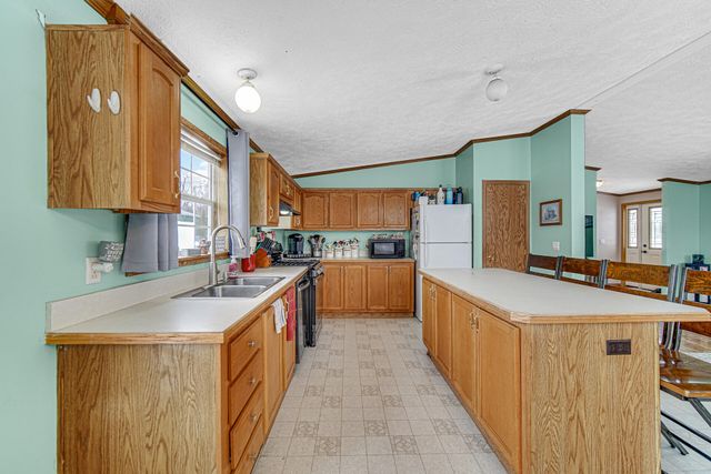 3921 N 350 E, Rolling Prairie, IN 46371
