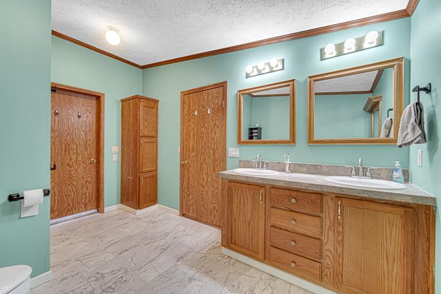 3921 N 350 E, Rolling Prairie, IN 46371