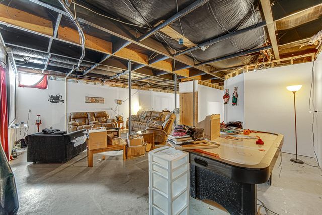 3921 N 350 E, Rolling Prairie, IN 46371