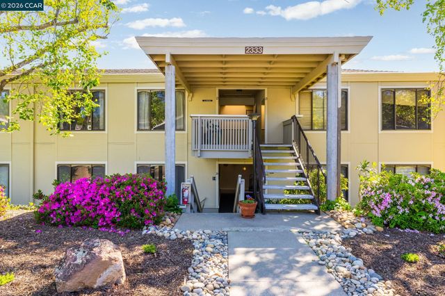2333 Pine Knoll Dr 14, Walnut Creek, CA 94595