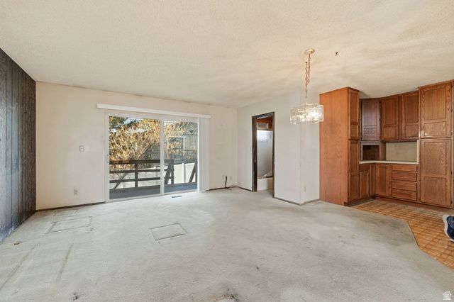 815 E OXFORD DR, Kaysville, UT 84037