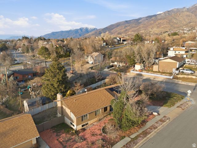 815 E OXFORD DR, Kaysville, UT 84037