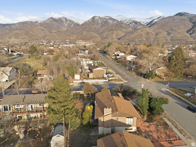 815 E OXFORD DR, Kaysville, UT 84037